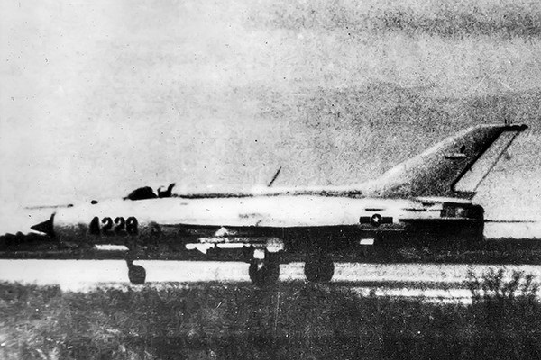 Ảnh máy bay MiG-21 xuất kích đánh chặn B-52