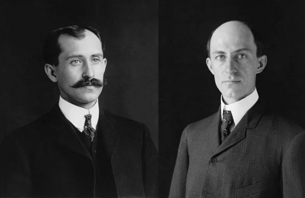 Hình ảnh ông Orville Wright và ông Wilbur Wright